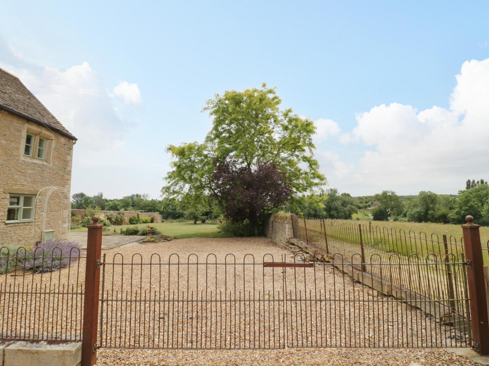 Glapthorn Manor Vila Peterborough Exterior foto